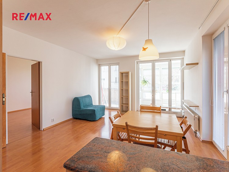 Pronájem bytu 3+kk 77 m² - foto 5
