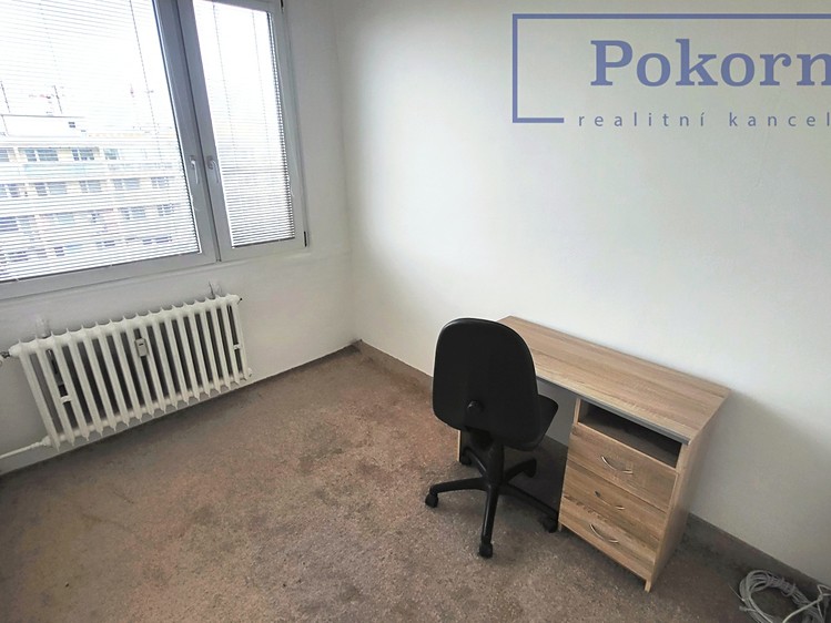 Pronájem bytu 3+1 55 m² - foto 8
