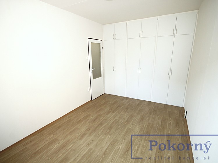 Pronájem bytu 3+1 66 m² - foto 7