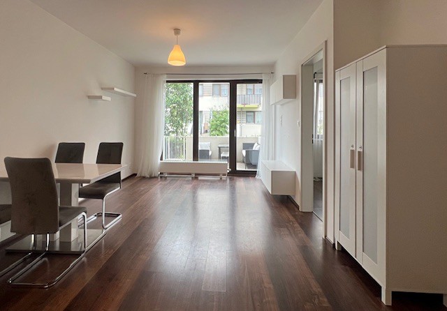 Pronájem bytu 2+kk 52 m² (Jednopodlažní) - foto 2