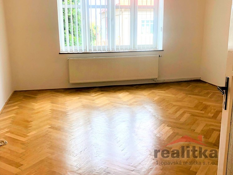 Pronájem bytu 4+1 160 m² - foto 6