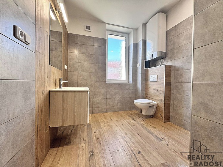 Pronájem bytu 2+kk 51 m² - foto 7