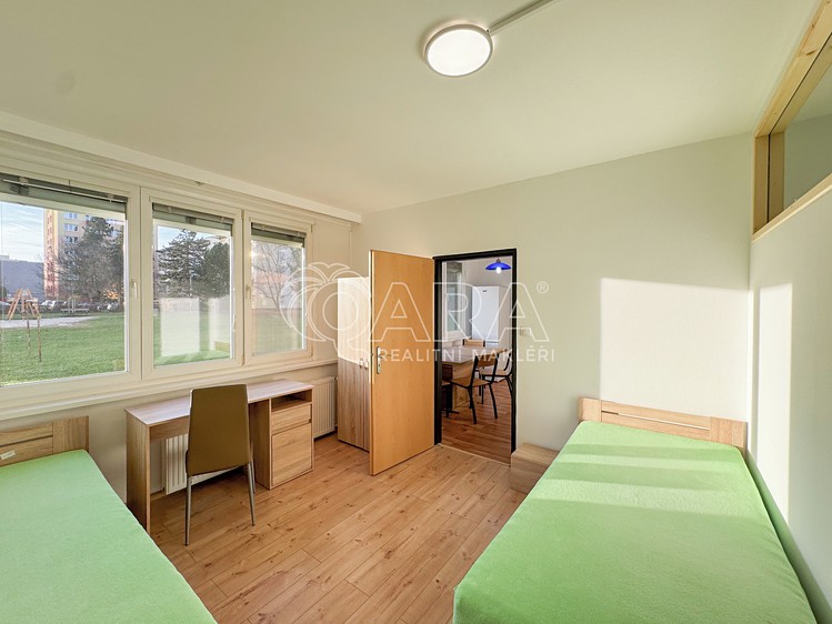 Pronájem bytu 3+1 65 m² - foto 8