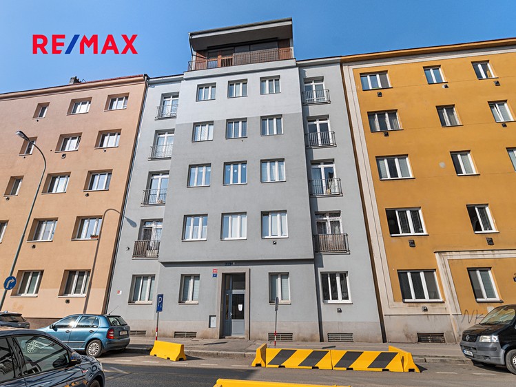 Pronájem bytu 1+kk 27 m² - foto 2