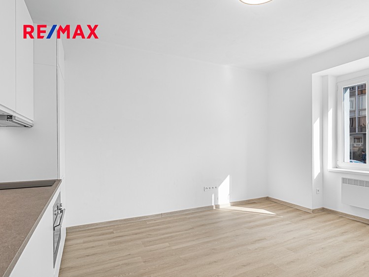 Pronájem bytu 1+kk 27 m² - foto 5