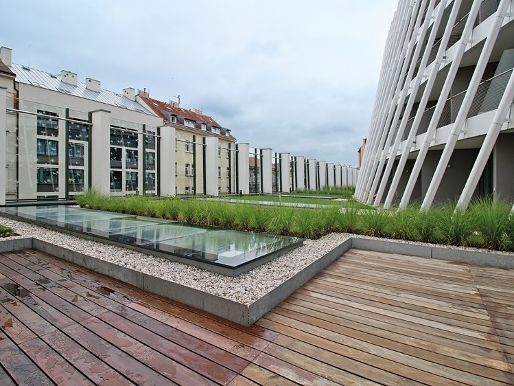 Pronájem bytu 2+kk 59 m² (Jednopodlažní) - foto 2