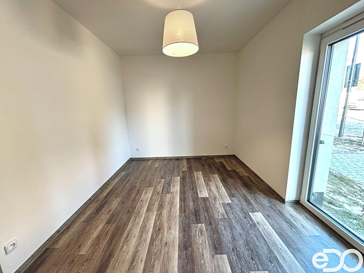 Pronájem bytu 2+kk 46 m² (Jednopodlažní) - foto 8