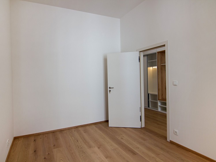 Pronájem bytu 2+kk 57 m² (Jednopodlažní) - foto 5
