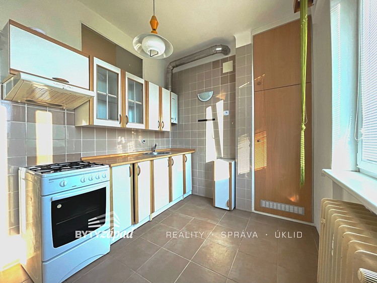 Pronájem bytu 2+1 54 m² - foto 1