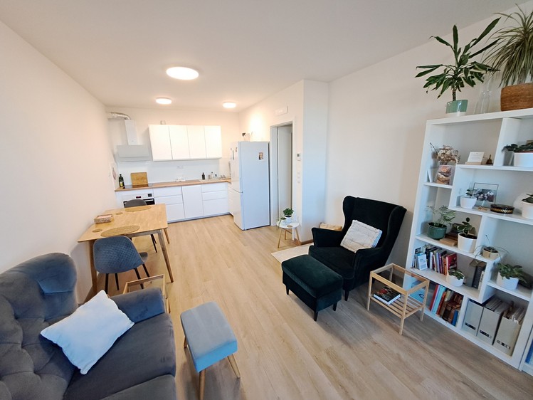 Pronájem bytu 3+kk 71 m² - foto 5