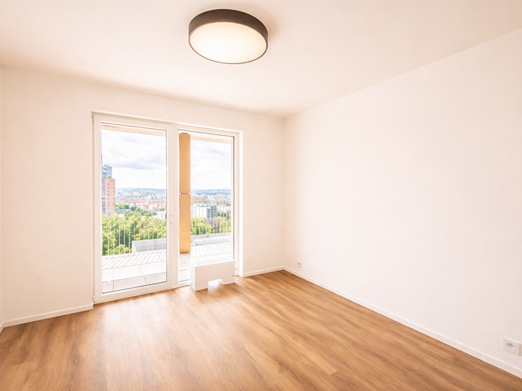 Pronájem bytu 4+kk 115 m² (Jednopodlažní) - foto 4