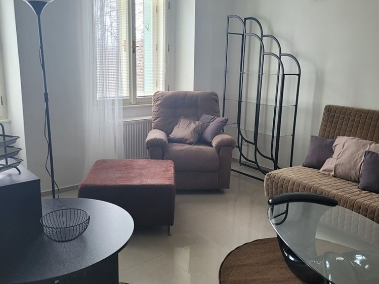 Pronájem bytu 2+1 60 m² - foto 3