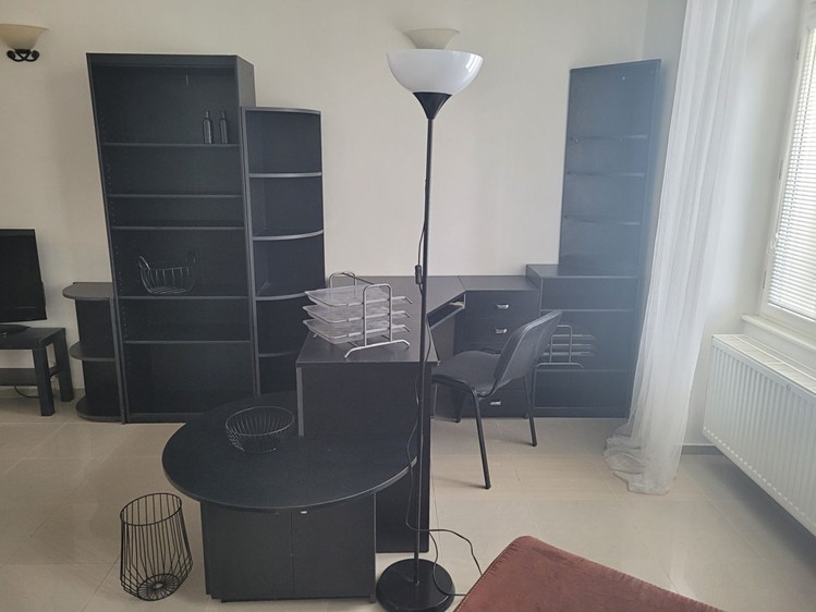Pronájem bytu 2+1 60 m² - foto 4