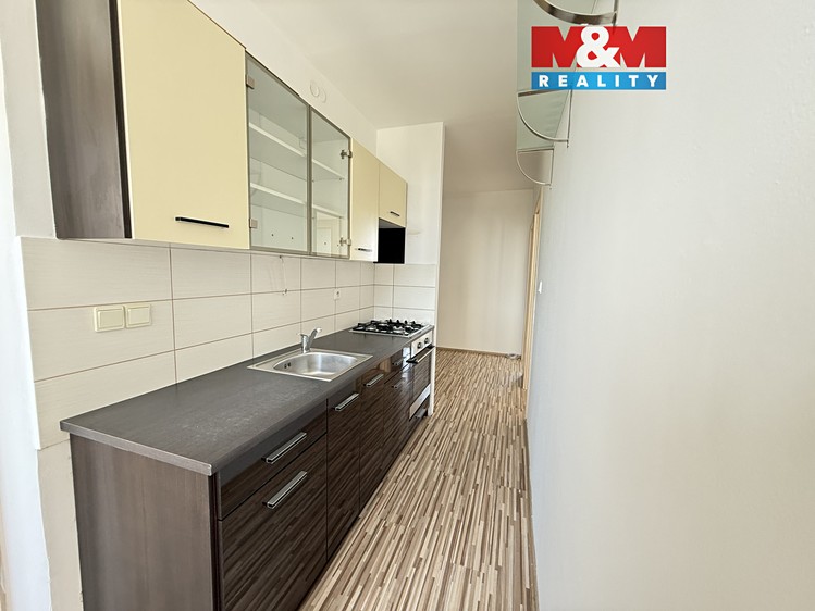Pronájem bytu 2+1 65 m² - foto 1