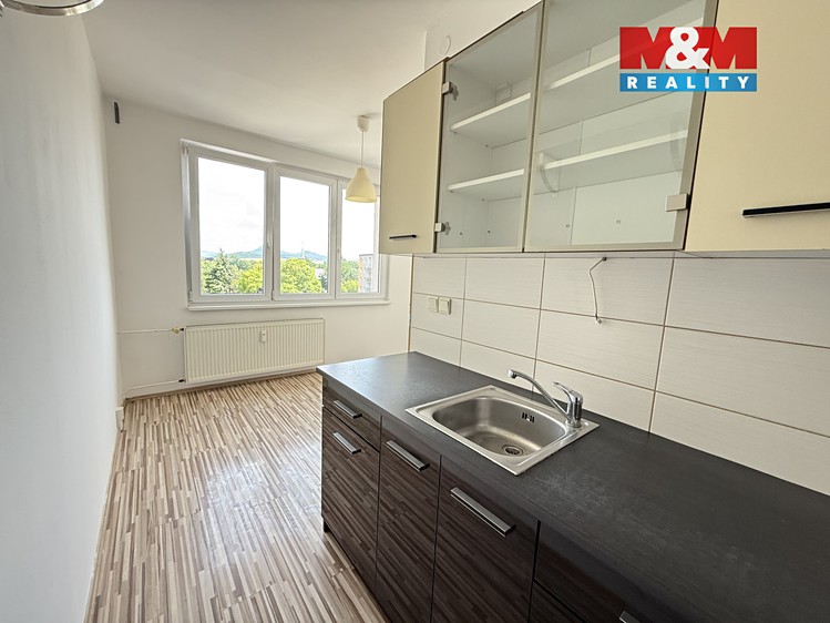 Pronájem bytu 2+1 65 m² - foto 2
