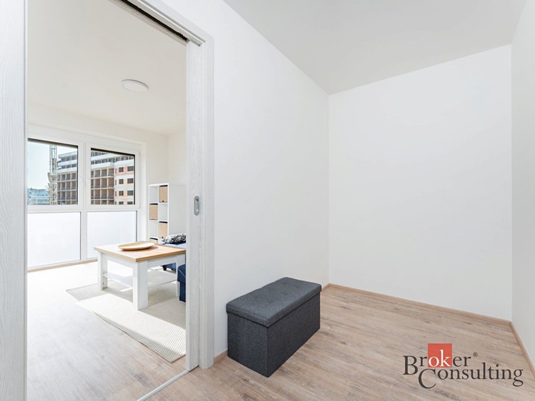 Pronájem bytu 1+kk 31 m² - foto 4