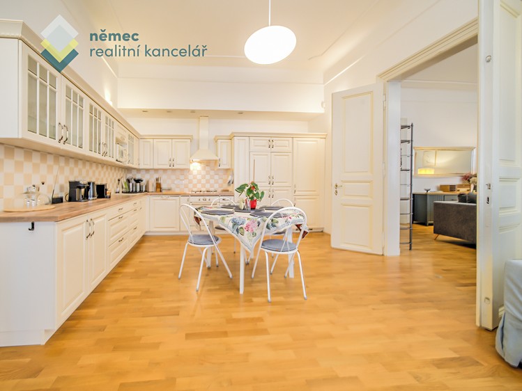 Pronájem bytu 3+1 106 m² - foto 5
