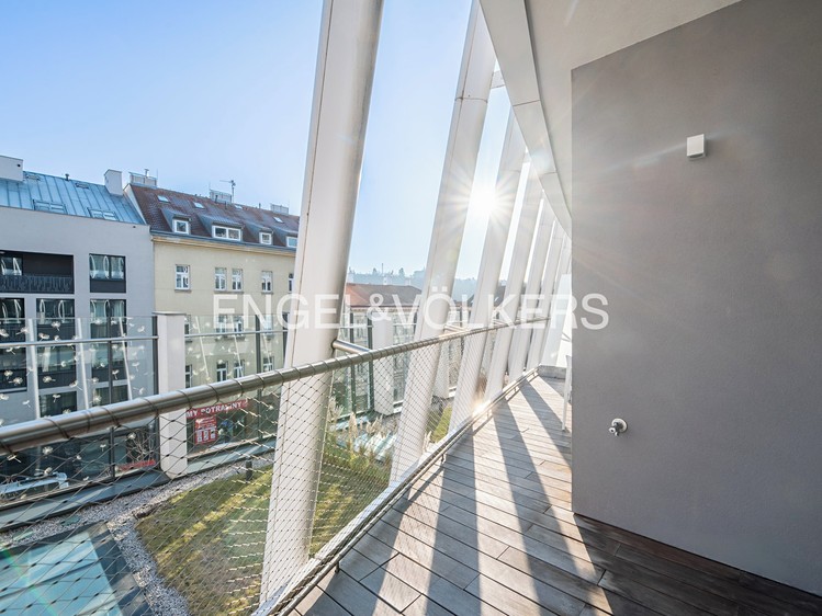 Pronájem bytu 2+kk 73 m² - foto 3