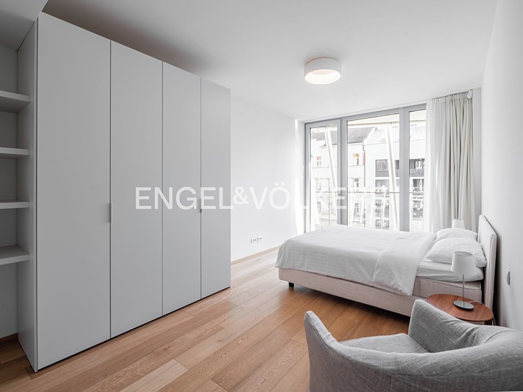 Pronájem bytu 2+kk 73 m² - foto 5