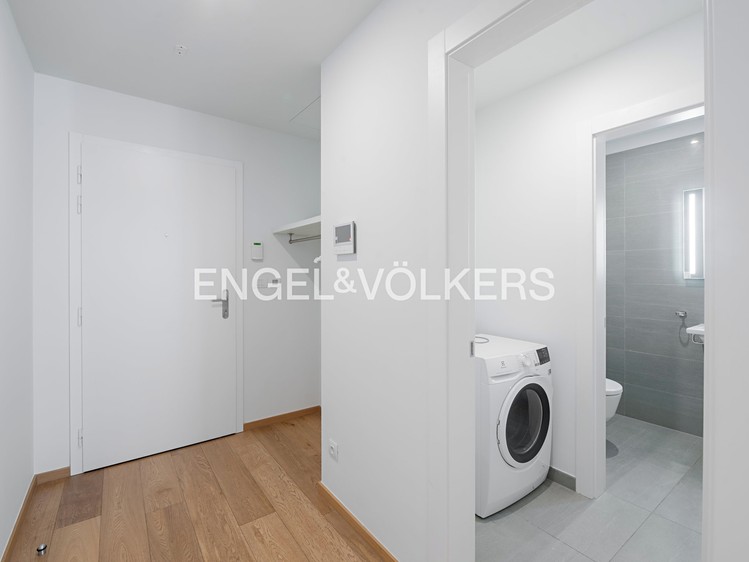 Pronájem bytu 2+kk 73 m² - foto 7