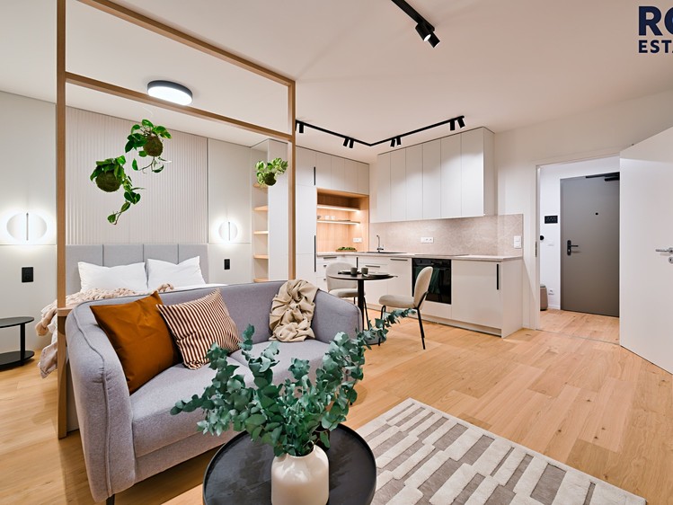 Pronájem bytu 1+kk 42 m² - foto 2