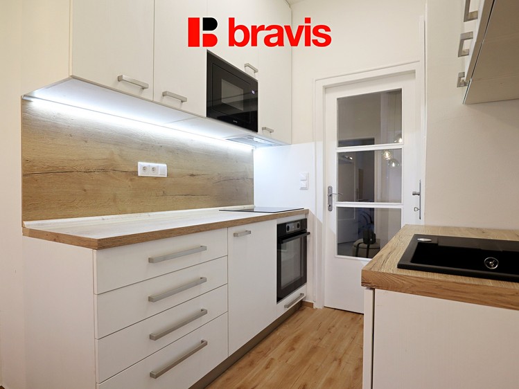 Pronájem bytu 1+1 43 m² - foto 4