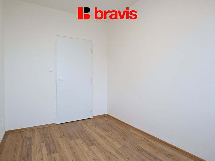 Pronájem bytu 2+kk 40 m² - foto 4