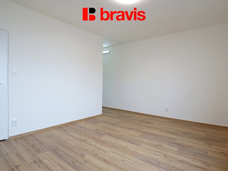Pronájem bytu 2+kk 40 m² - foto 3
