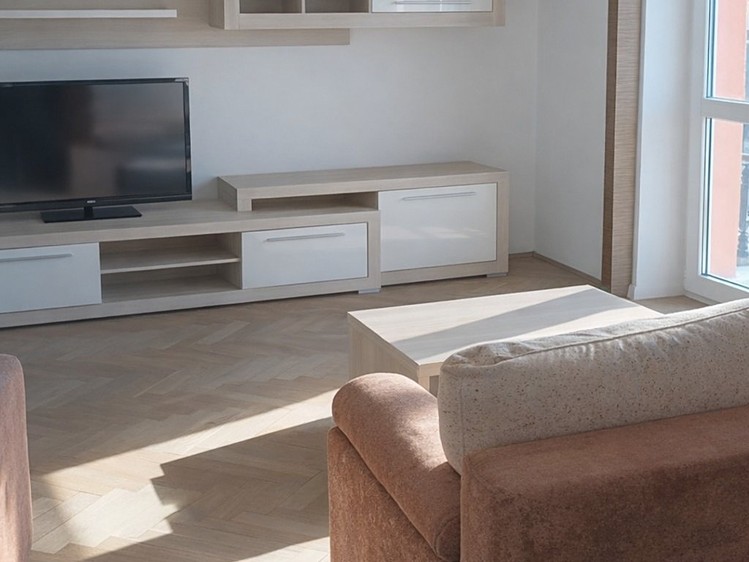 Pronájem bytu 2+1 64 m² - foto 2