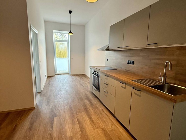 Pronájem bytu 2+kk 53 m² - foto 1