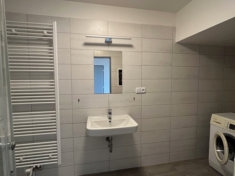Pronájem bytu 1+kk 31 m² (Podkrovní) - foto 4