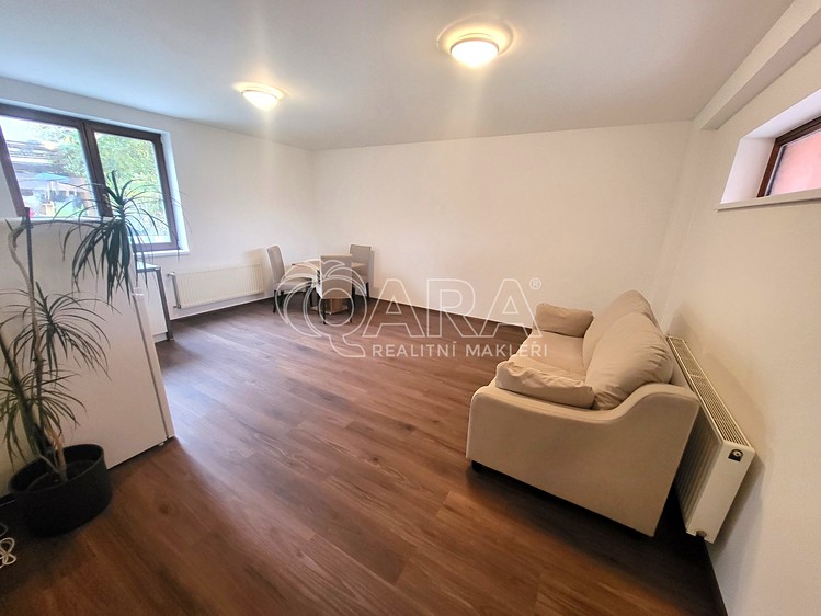 Pronájem bytu 2+kk 60 m² (Jednopodlažní) - foto 5