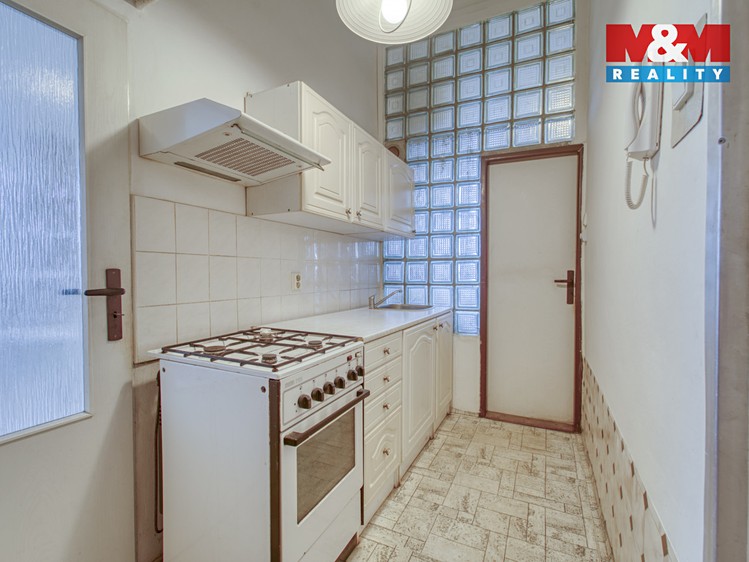 Pronájem bytu 2+1 52 m² - foto 3