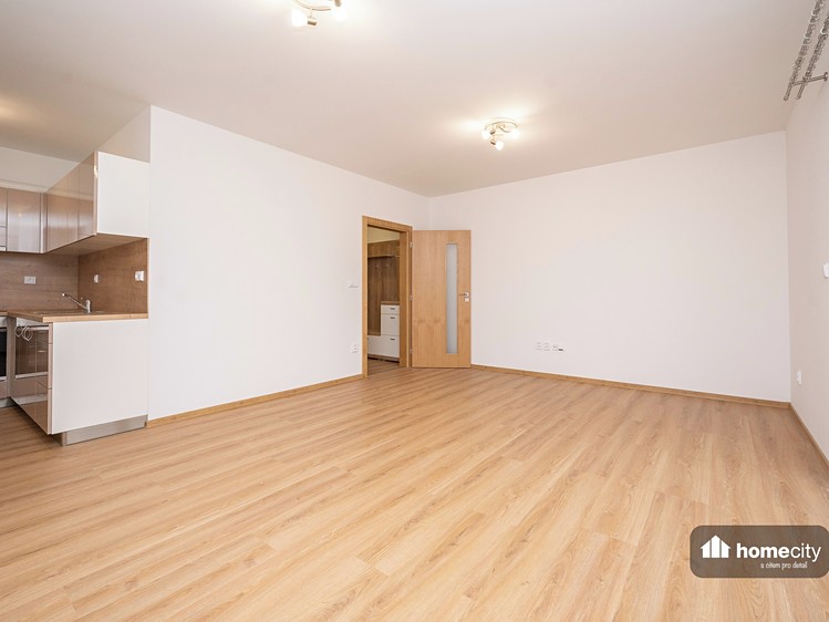 Pronájem bytu 1+kk 36 m² - foto 4