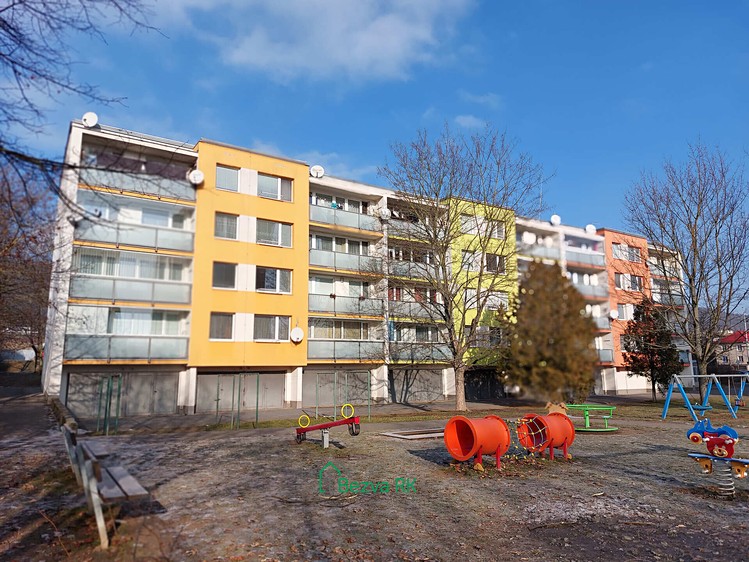 Pronájem bytu 4+kk 97 m² - foto 4