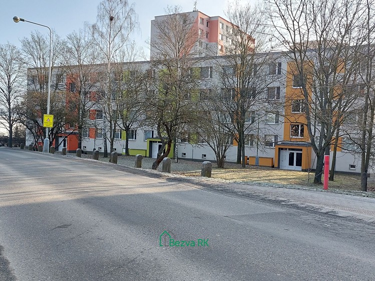 Pronájem bytu 4+kk 97 m² - foto 3