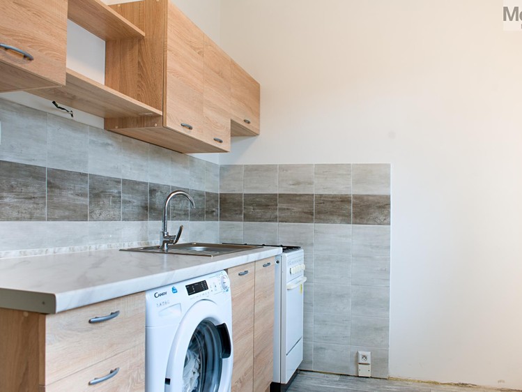 Pronájem bytu 2+1 56 m² - foto 2
