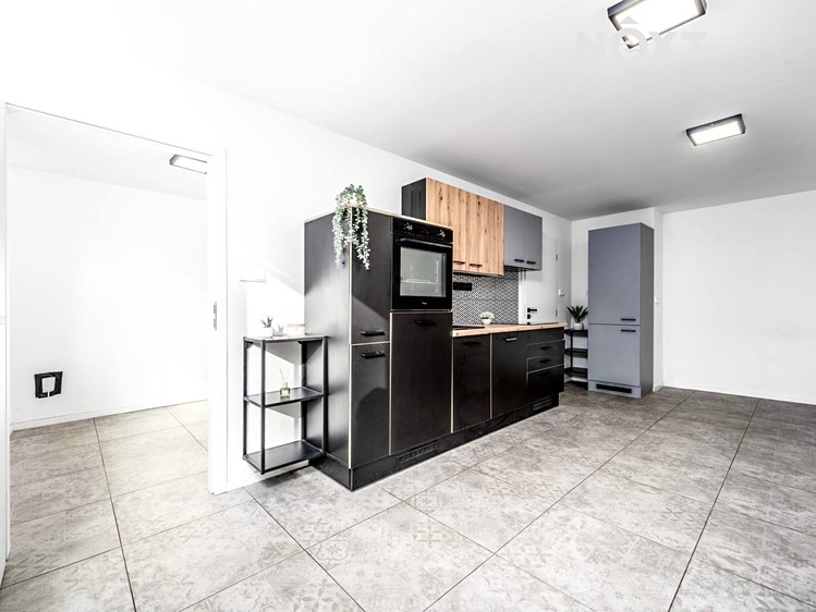 Pronájem bytu 2+kk 39 m² (Jednopodlažní) - foto 3