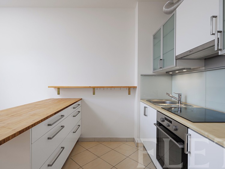 Pronájem bytu 1+kk 32 m² - foto 6