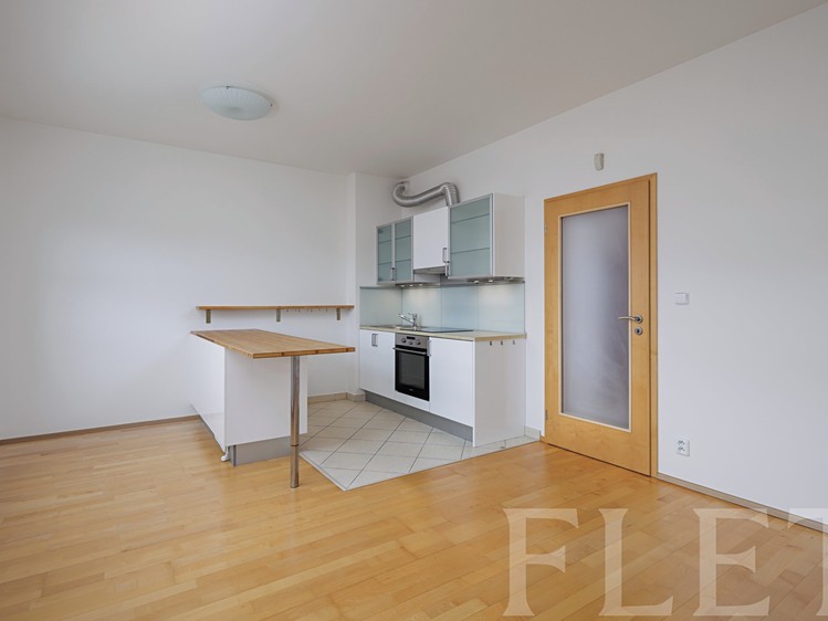 Pronájem bytu 1+kk 32 m² - foto 5