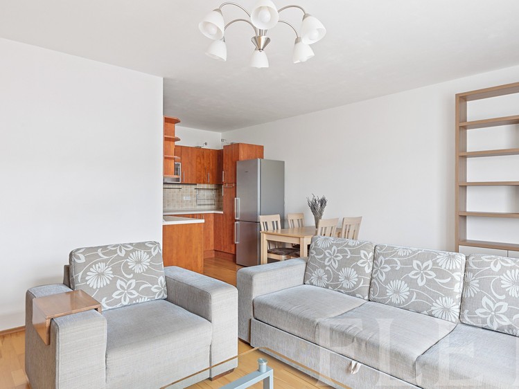 Pronájem bytu 3+kk 82 m² - foto 6