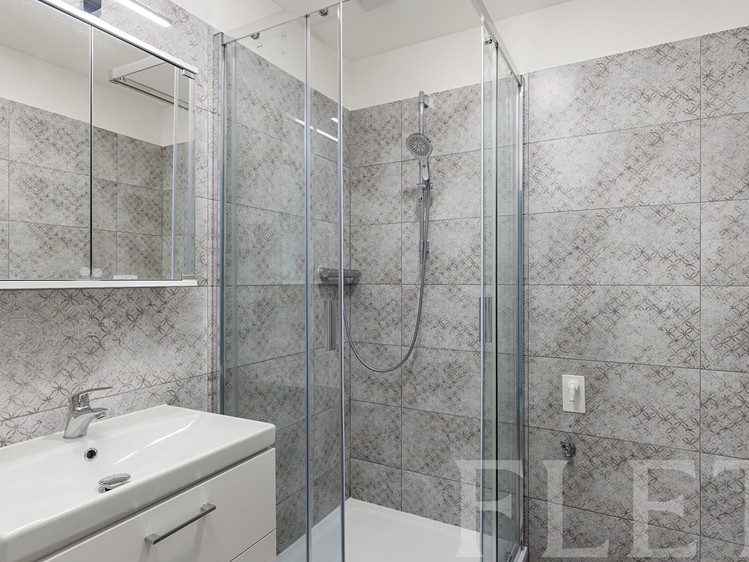 Pronájem bytu 3+kk 63 m² - foto 2