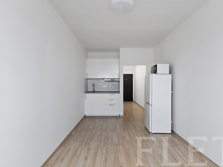 Pronájem bytu 1+kk 23 m² - foto 5