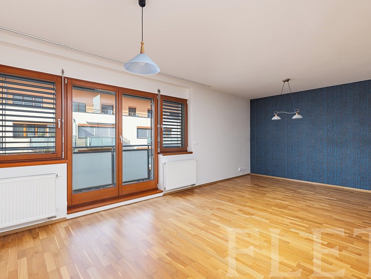 Pronájem bytu 2+kk 74 m² - foto 7