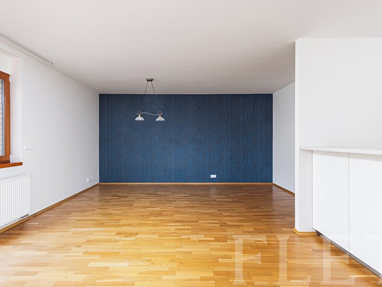 Pronájem bytu 2+kk 74 m² - foto 8