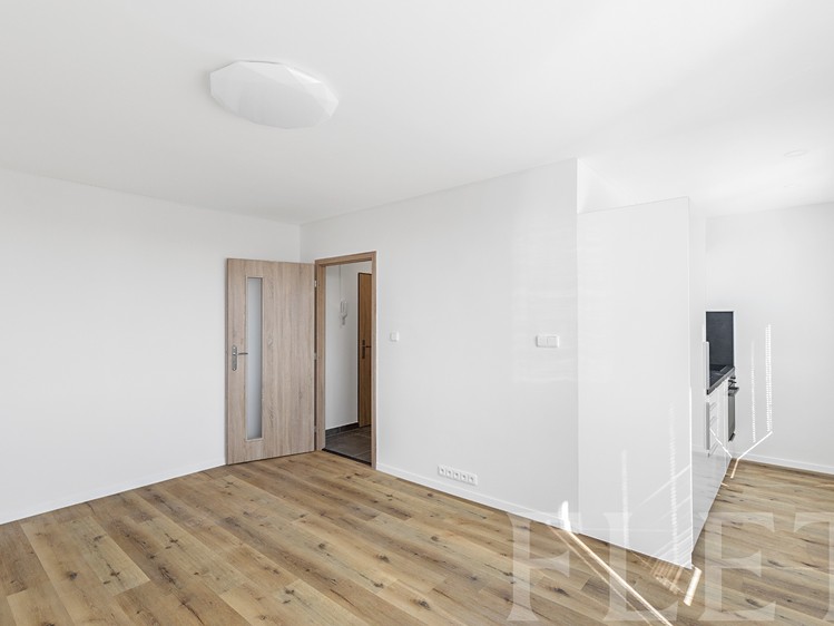 Pronájem bytu 1+kk 27 m² - foto 8