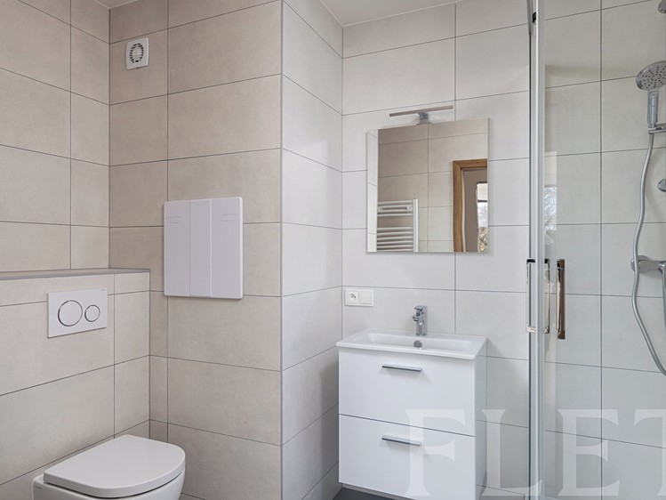 Pronájem bytu 3+kk 68 m² - foto 4
