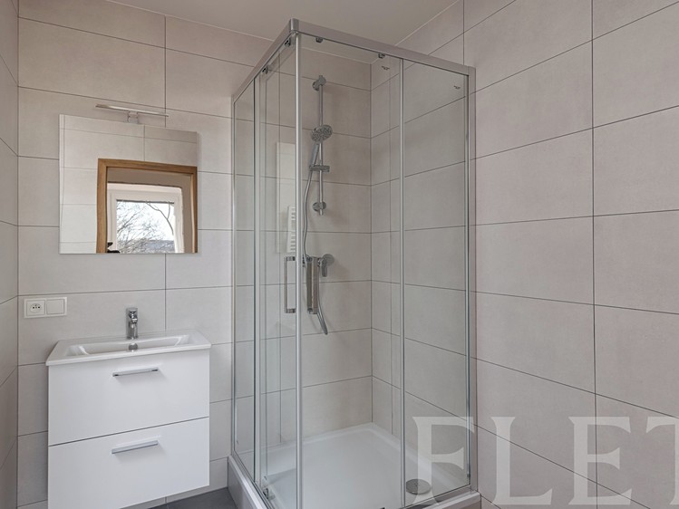Pronájem bytu 3+kk 68 m² - foto 3