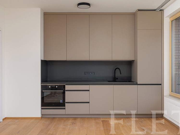 Pronájem bytu 2+kk 59 m² - foto 5