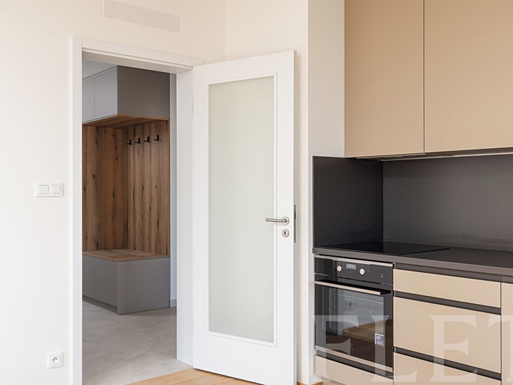 Pronájem bytu 2+kk 59 m² - foto 6